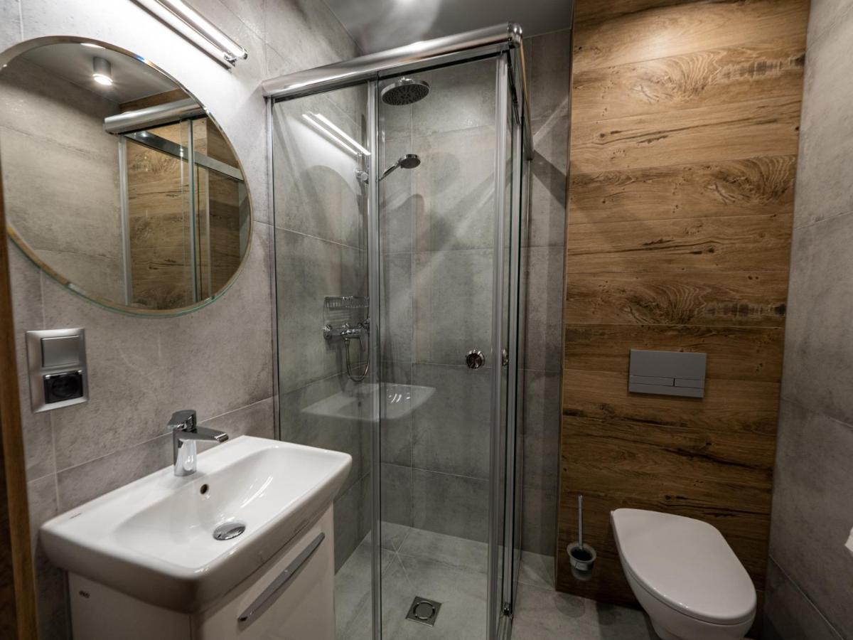 Villa & Gospoda Krakowska Kobiernice Екстериор снимка