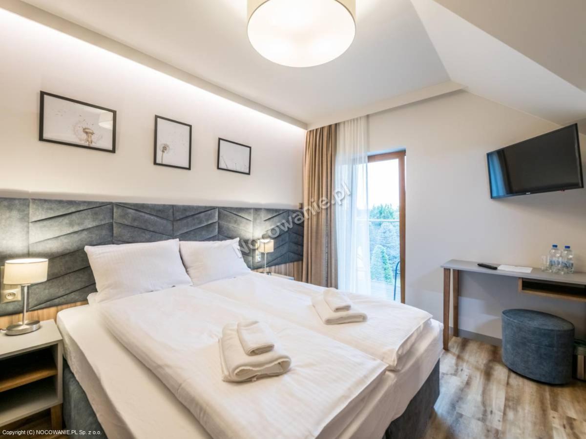 Villa & Gospoda Krakowska Kobiernice Екстериор снимка