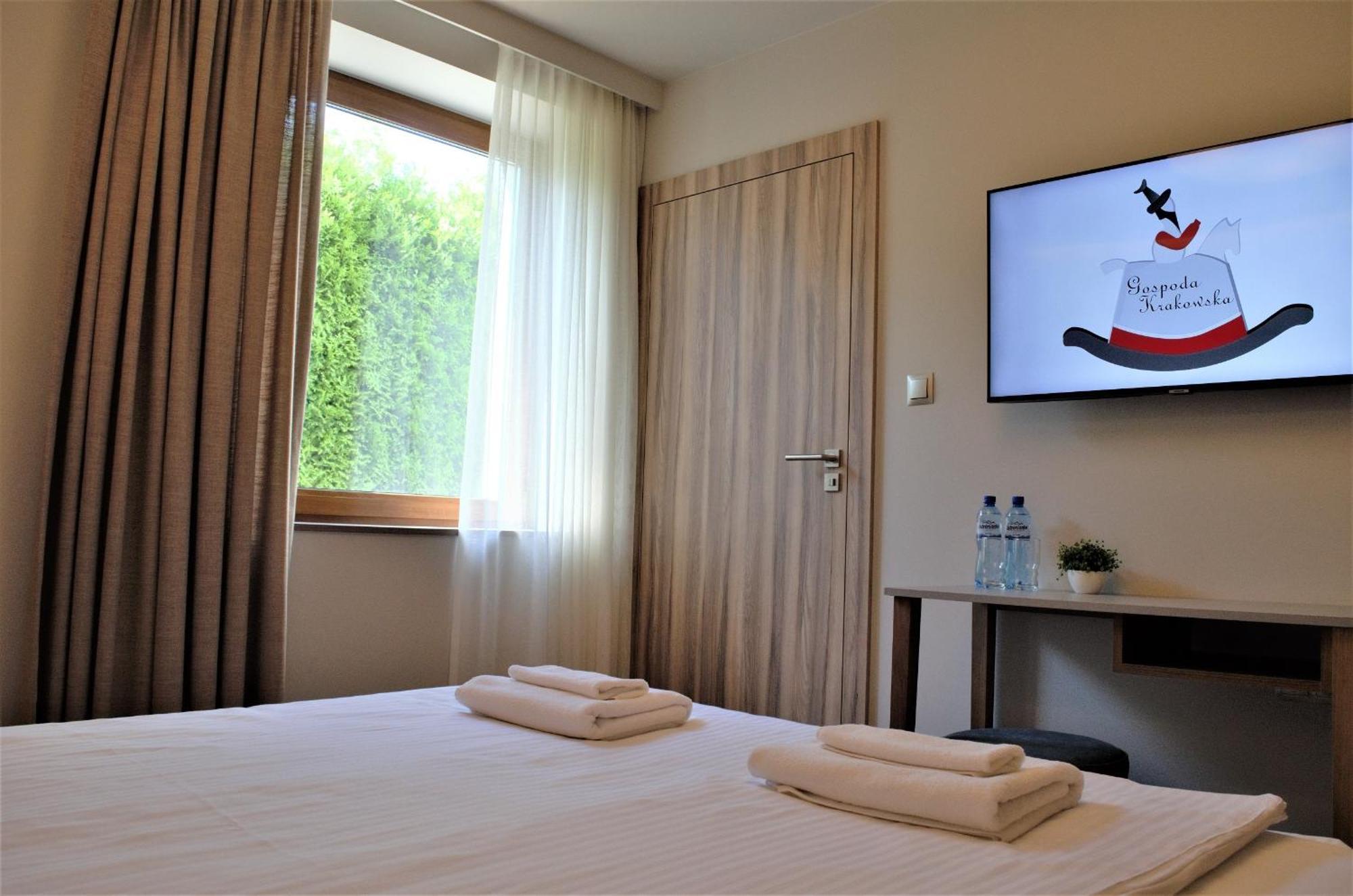 Villa & Gospoda Krakowska Kobiernice Екстериор снимка