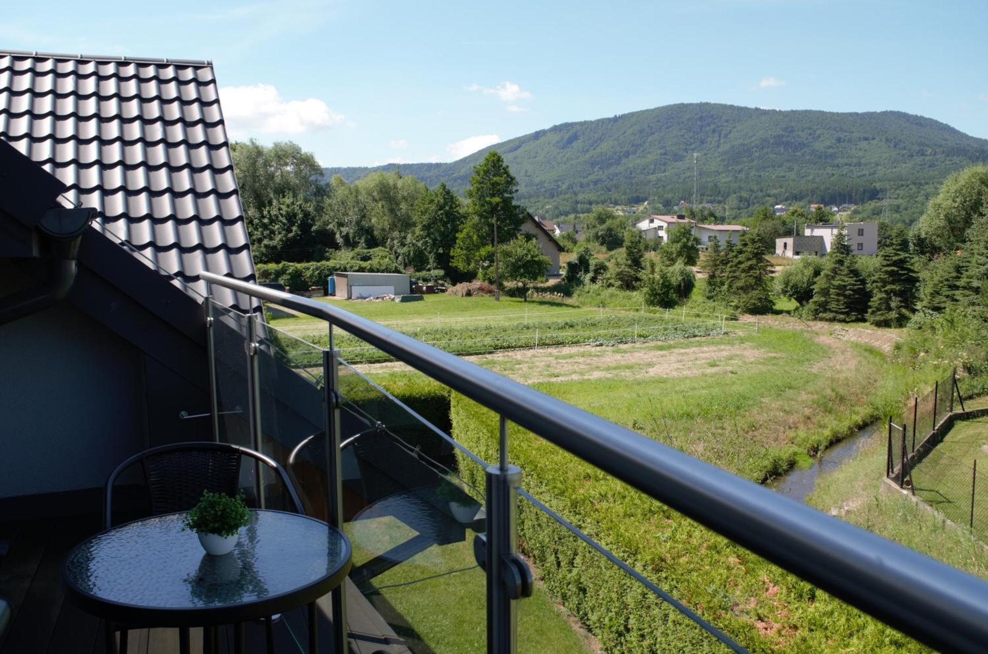 Villa & Gospoda Krakowska Kobiernice Екстериор снимка
